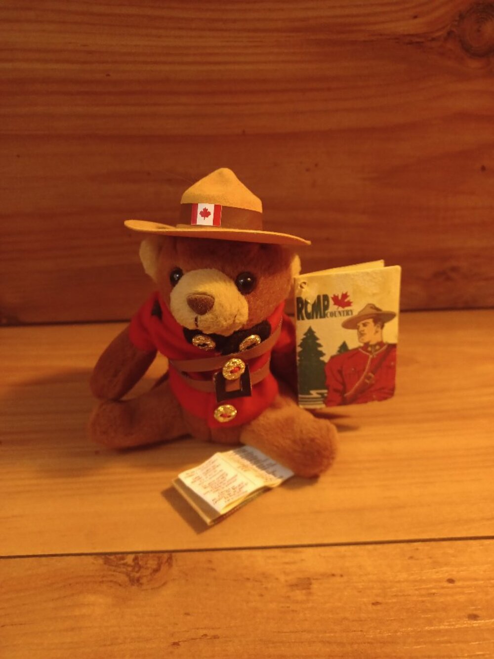 Wild Wonders Canadian Mountie4" Beanie Bear RCMP County